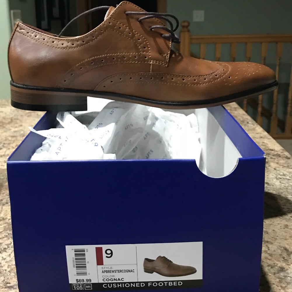 Men’s Apt9 dress shoe